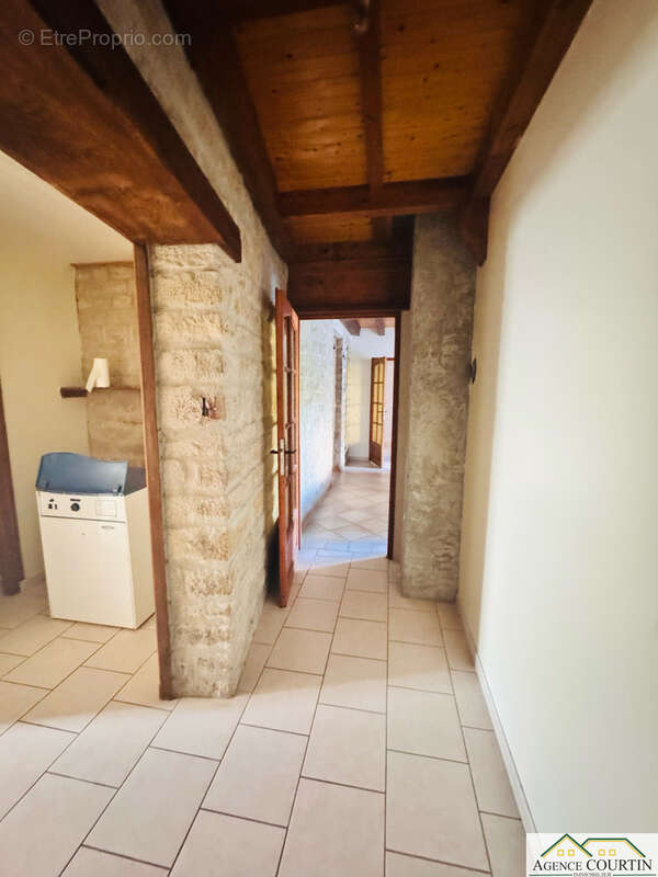 Ensemble immobilier - photo 5
