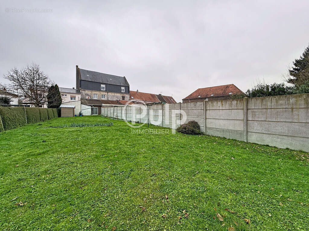 Appartement à AUXI-LE-CHATEAU