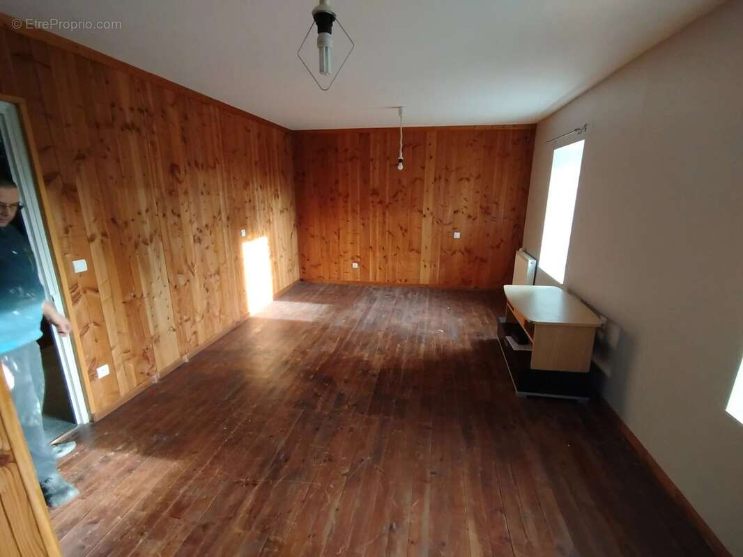 Maison à LACHAMP-RAPHAEL