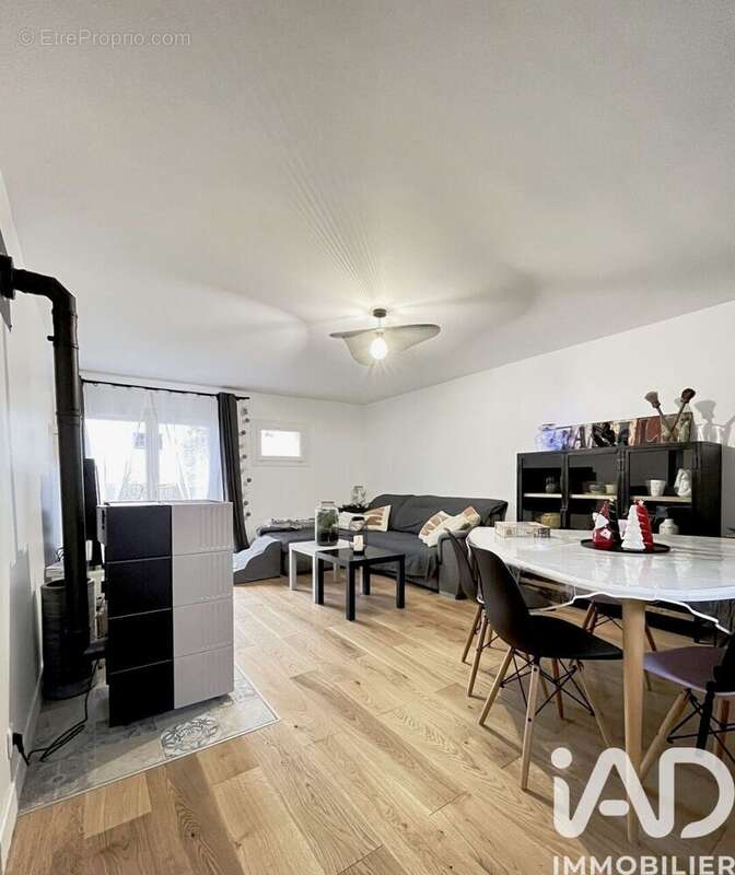 Photo 5 - Maison à VILLIERS-SUR-MORIN