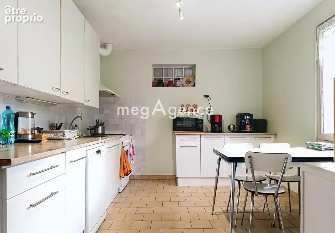 Maison 5 pièces 100 M² - photo 2