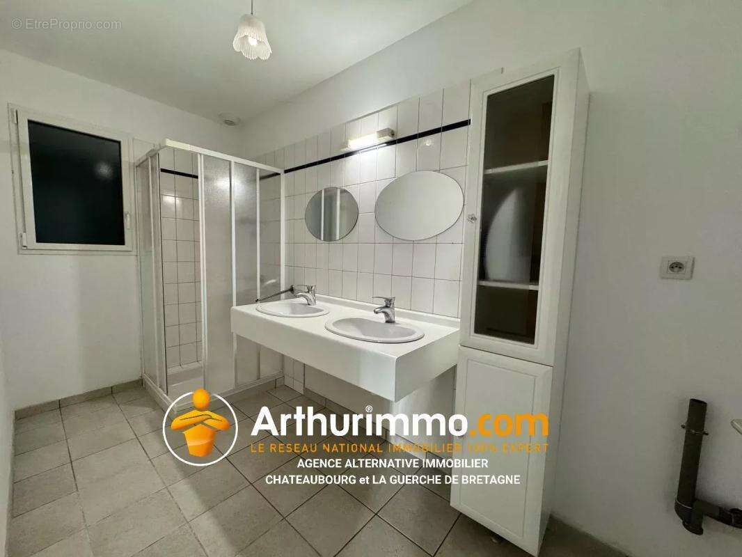 Maison à LA GUERCHE-DE-BRETAGNE