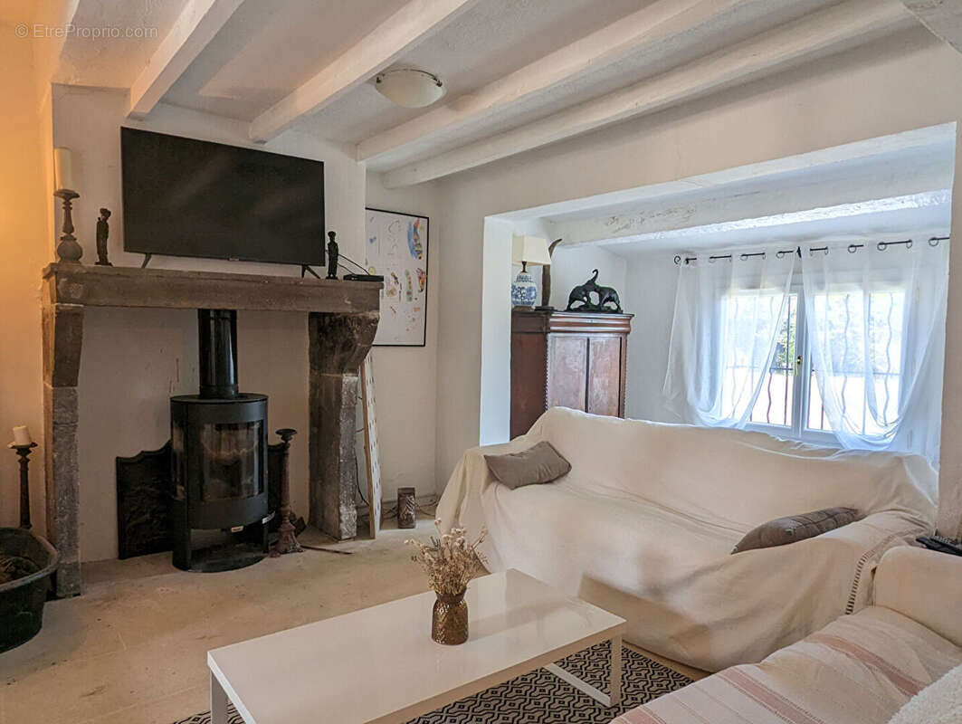 Maison à VILLECROZE