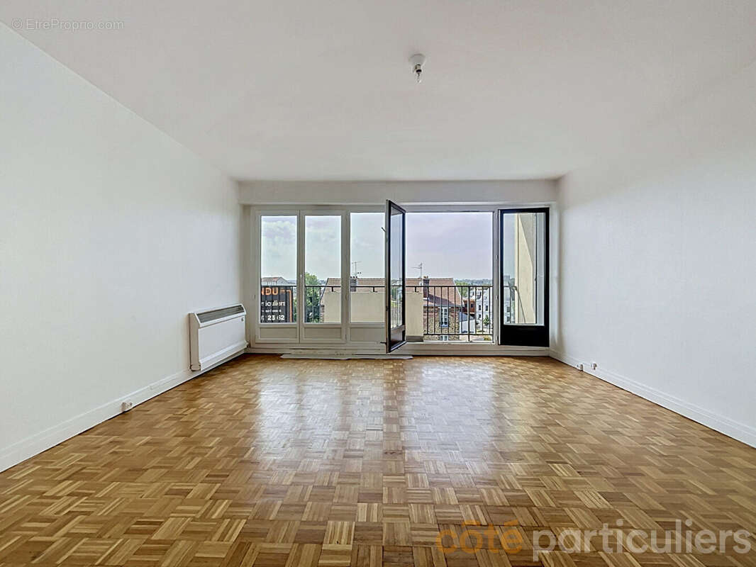 Appartement à SAINT-MAUR-DES-FOSSES