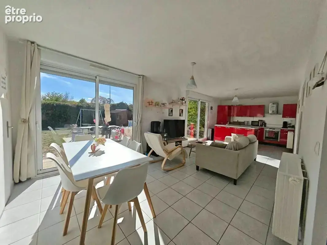 Une maison familiale moderne et lumineuse - photo 4