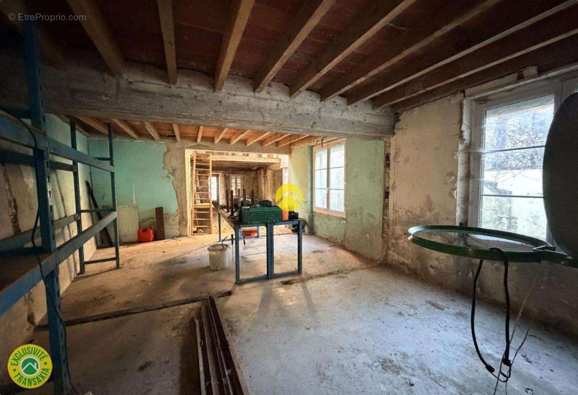 Maison à CHATEAUNEUF-SUR-CHER