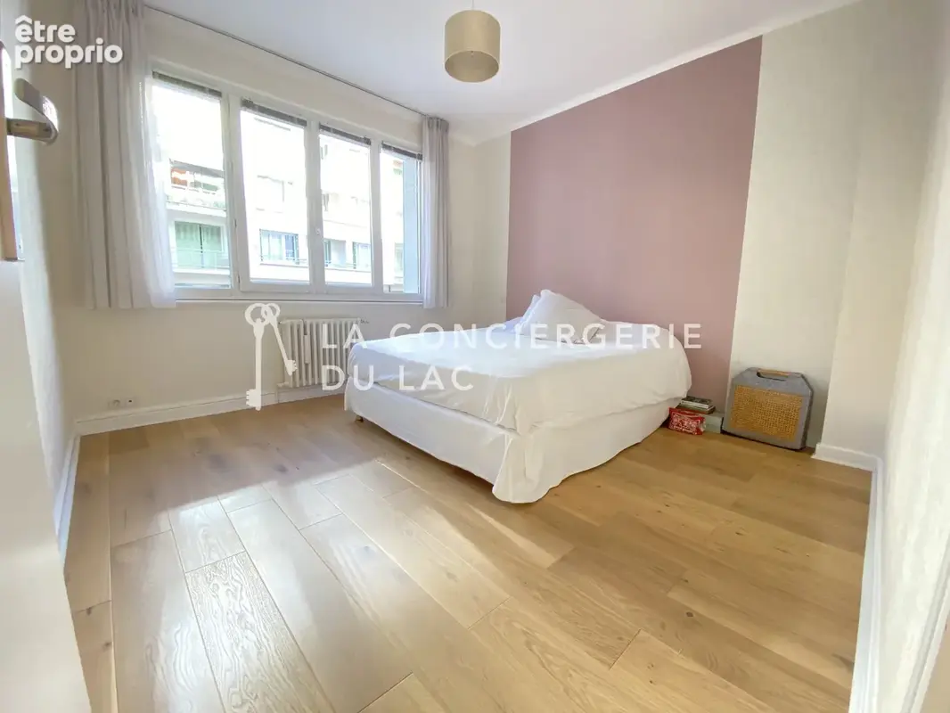 Centre Ville d'Annecy / Quartier Bonlieu / 5 pièces de 104 m2 plein Sud avec Clim - photo 11