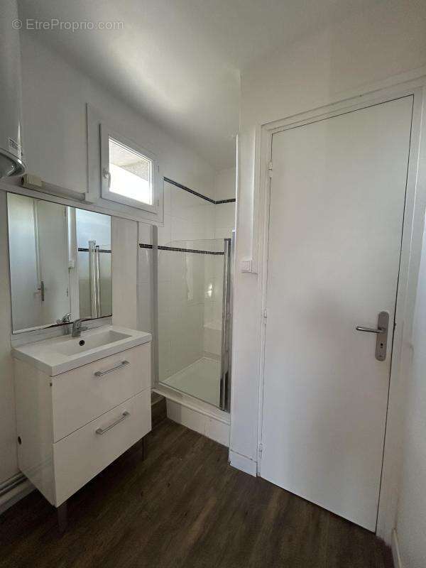 Appartement à MARSEILLE-9E