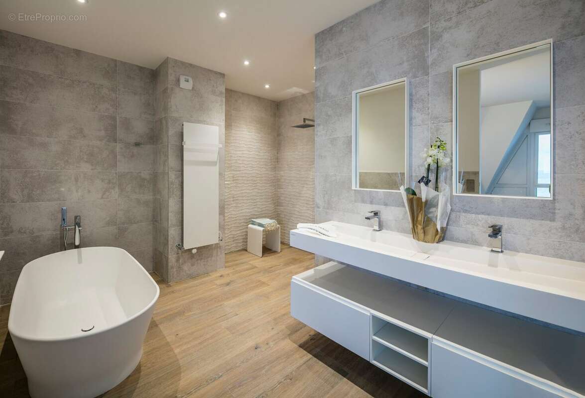 Appartement à SAINT-GERMAIN-EN-LAYE