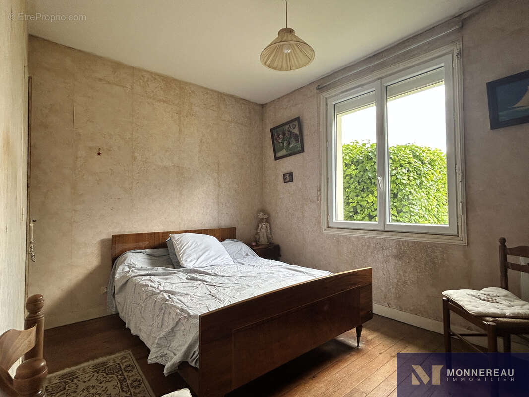 Maison à BAIGNES-SAINTE-RADEGONDE