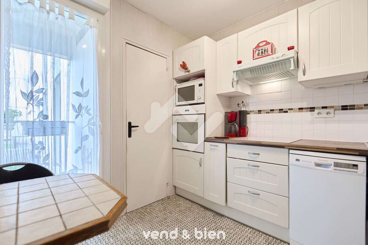 Appartement T6 de 96 m2, familiale ou profession libérale - photo 4