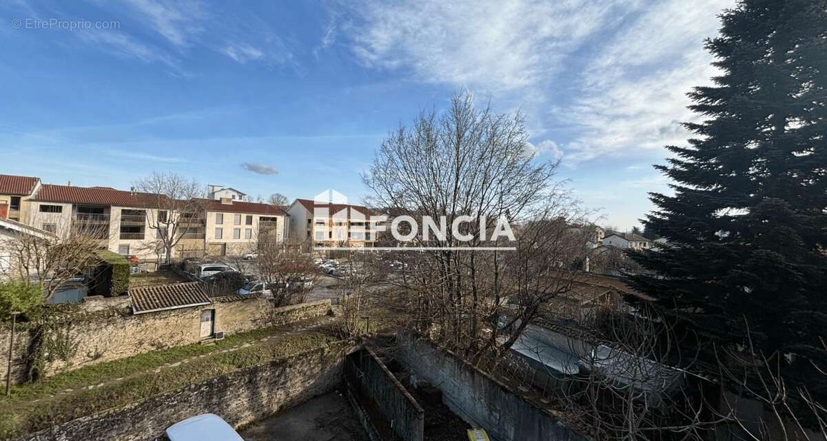 Appartement à BRIGNAIS