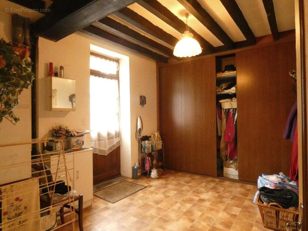 Maison 197 m² à Neuvy-En-Sullias  - photo 8