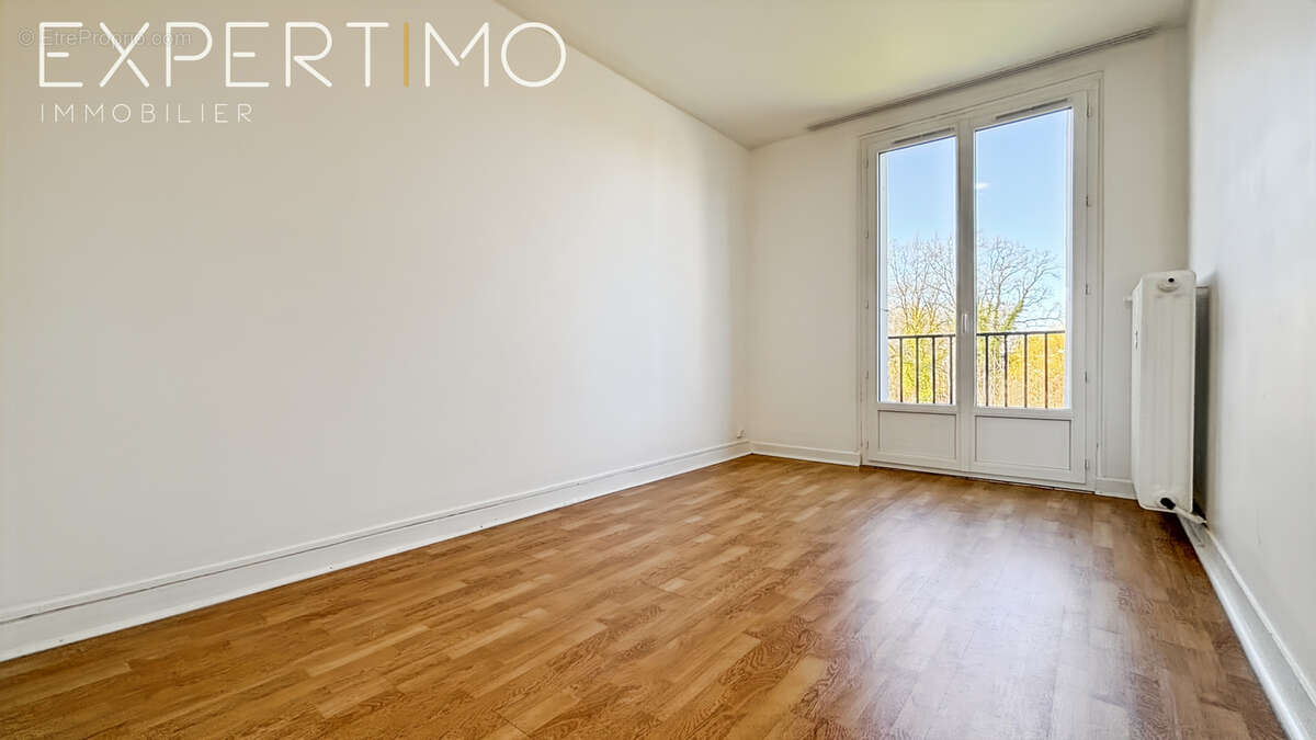 Appartement F3 lumineux avec balcon à ÉTAMPES (Box en supplément) - photo 10