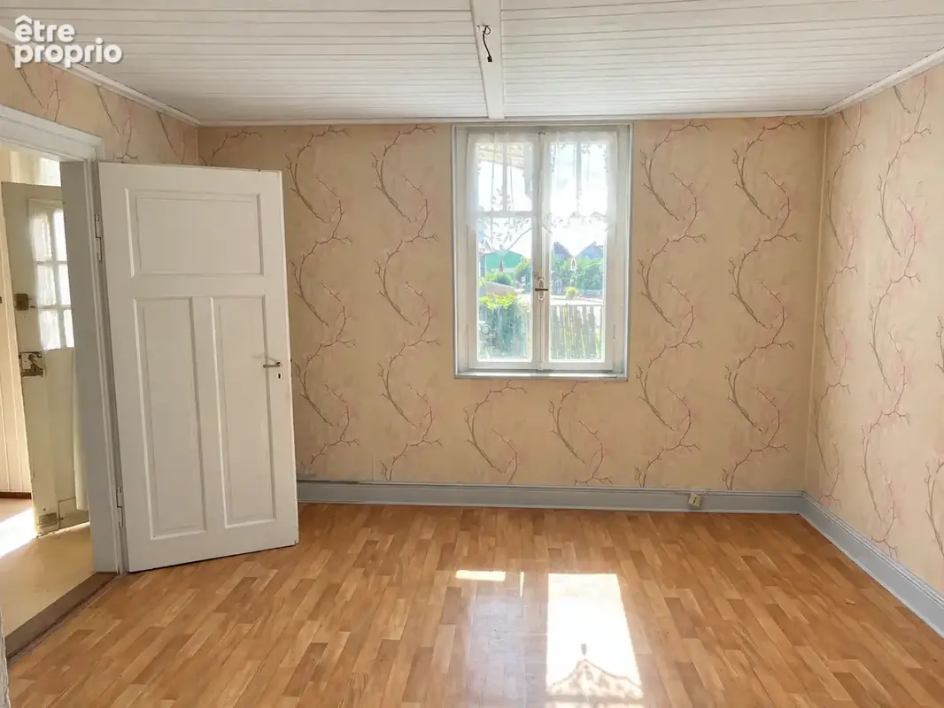 Maison 4 Pièces sur 7,97 ares - Jardin - dépendance - photo 4