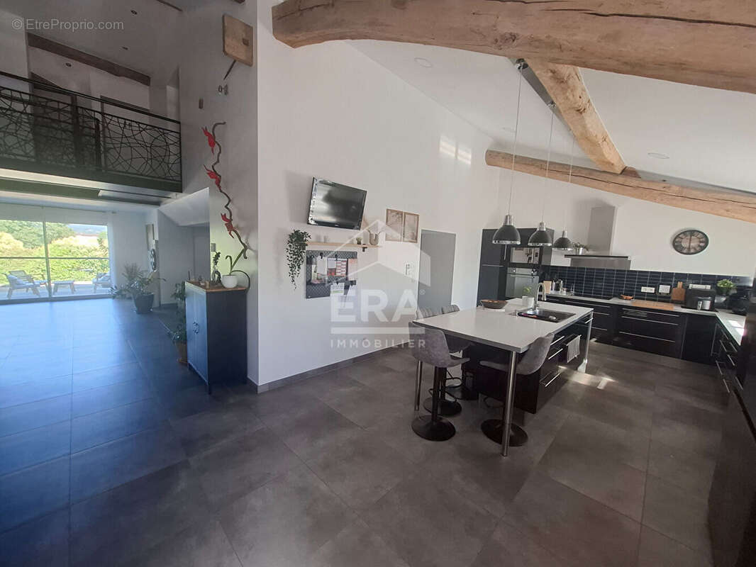Maison 300m² à marboz - photo 3