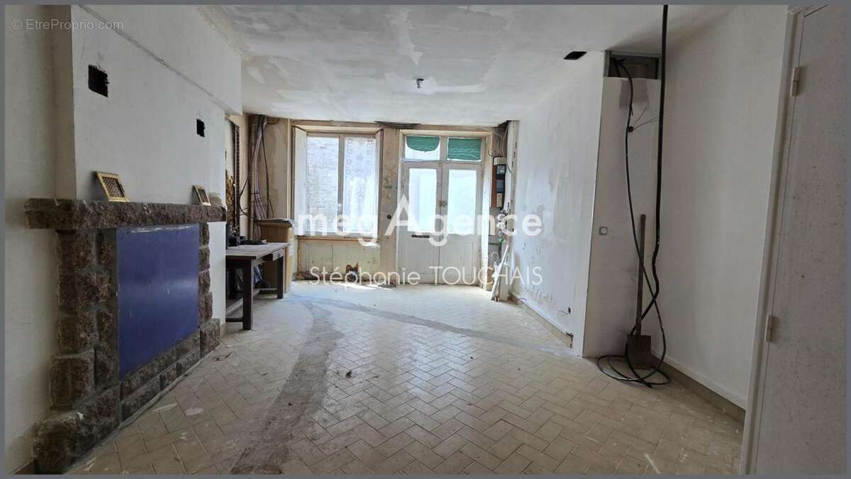 Maison de bourg en pierre 60 m², 4 pièces - photo 4