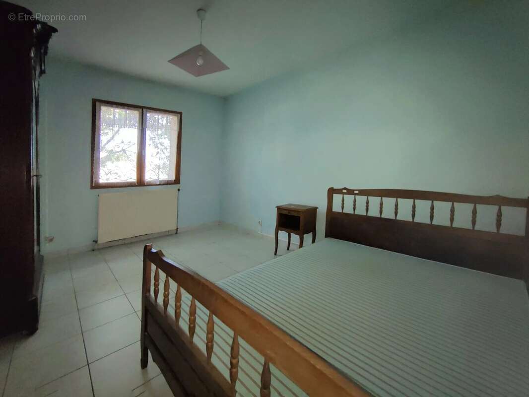 AYGUEMORTE LES GRAVES, Maison de 91 m² sur 832 m² - photo 12