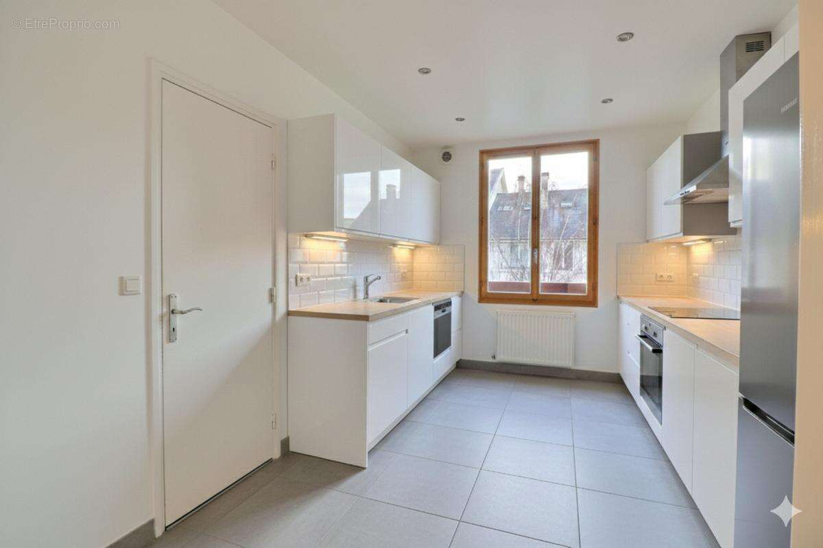 Appartement à LOUVECIENNES