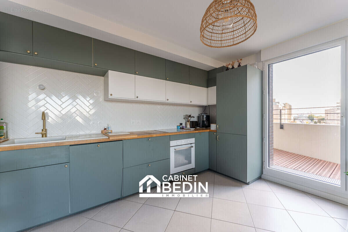 Appartement à BORDEAUX