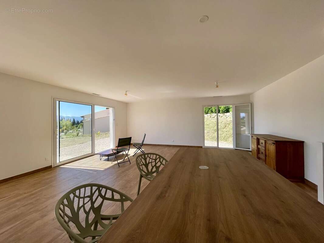 Maison à VAISON-LA-ROMAINE
