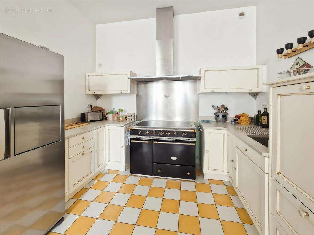 Appartement à SAINTES