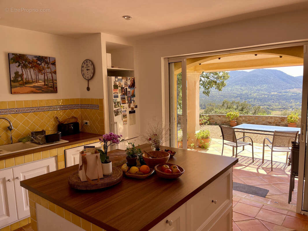 Maison à PLAN-DE-LA-TOUR