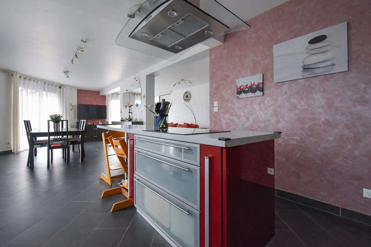 Maison 160 m² à Barraux  - photo 7