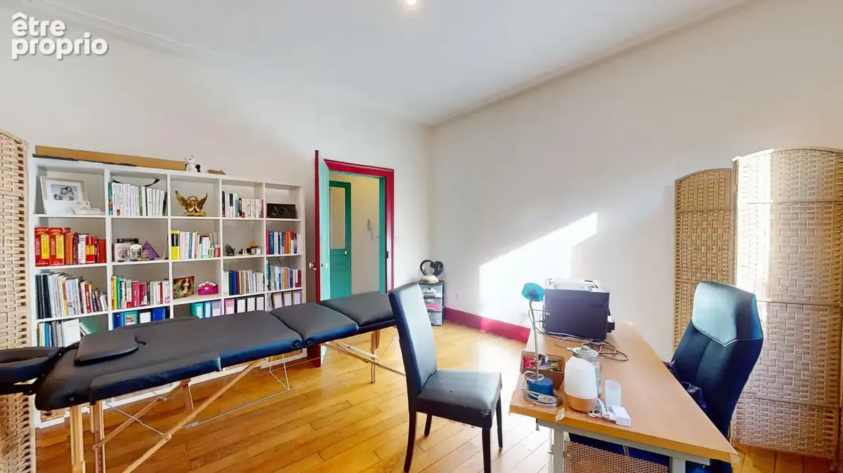 Immense maison avec terrasse en vente à Bruyères - photo 11