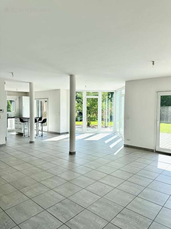 Maison 177 m² à Roppentzwiller  - photo 7