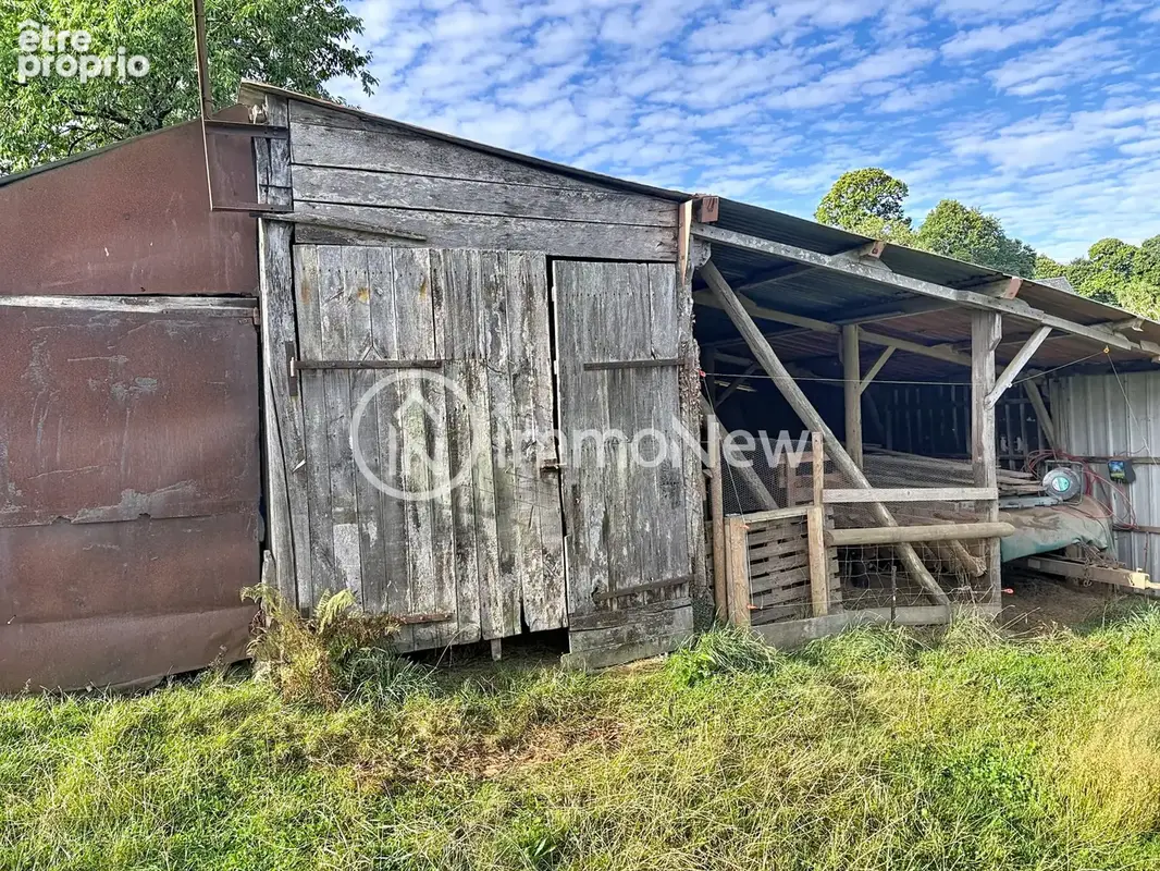 Grange a renover 100 m2 en lisiere de foret vue exceptionnelle sur 4 hectares environ - photo 14