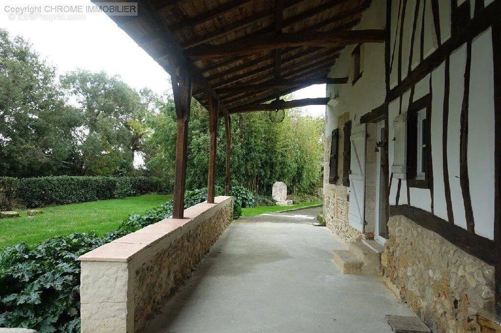 Maison à CASTELJALOUX