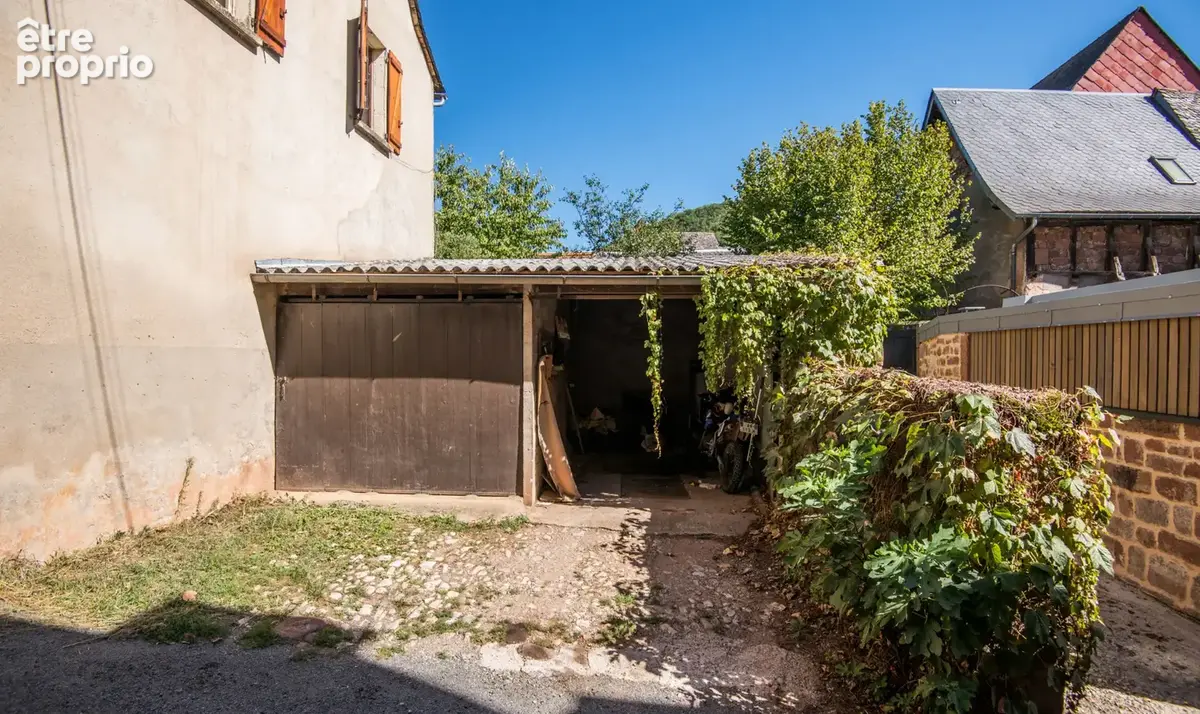 MARCILLAC   Maison de village avec beaux volumes et fort potentiel ! - photo 14