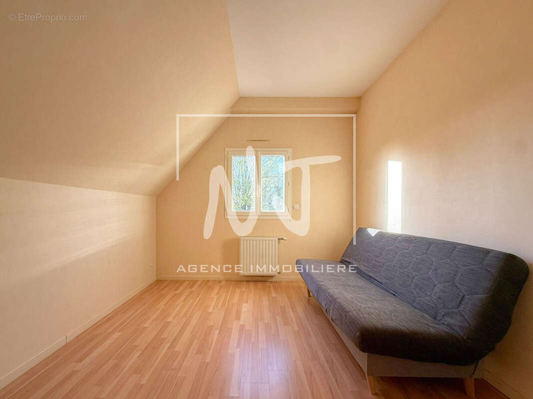 Maison à SAINT-MATHURIN-SUR-LOIRE