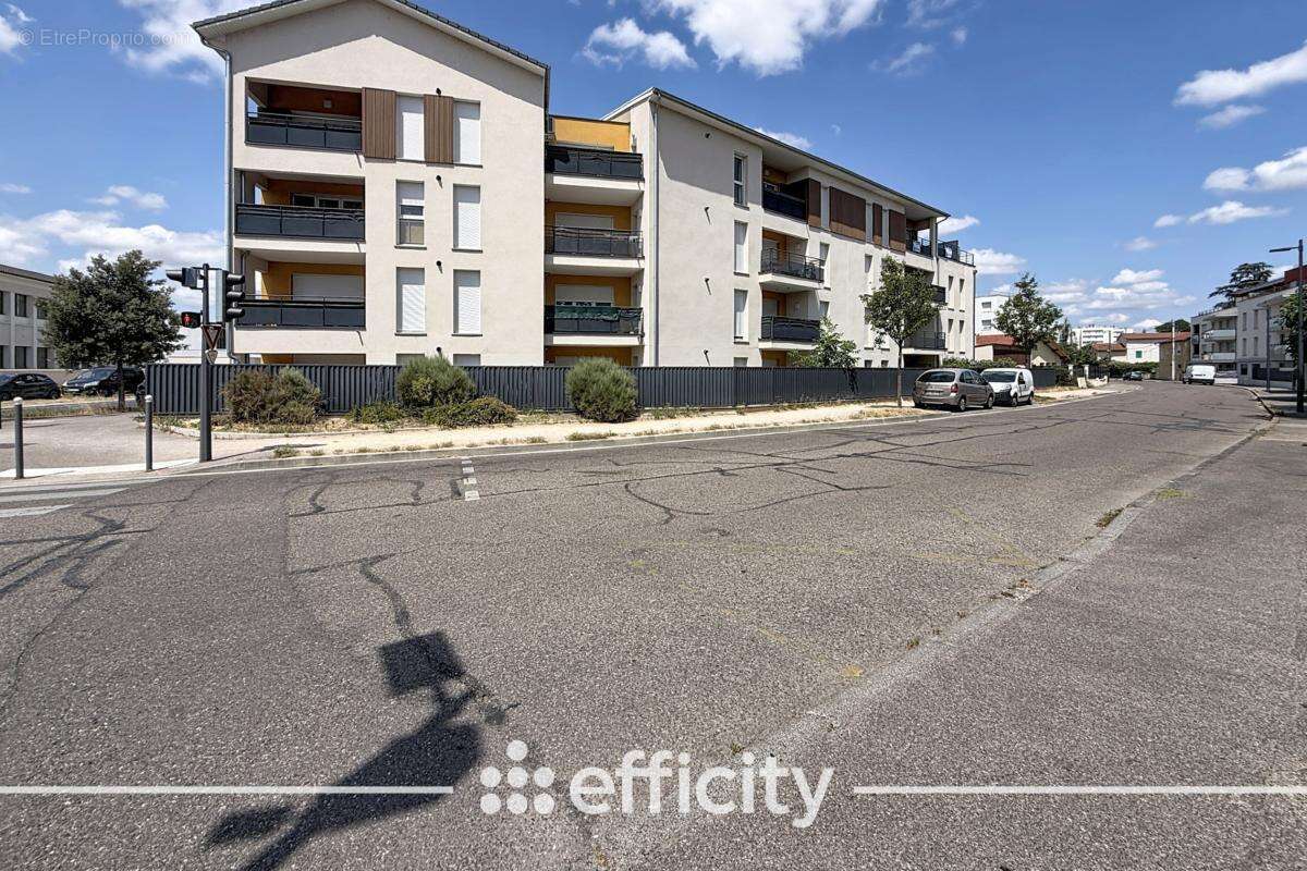 Appartement à GRIGNY