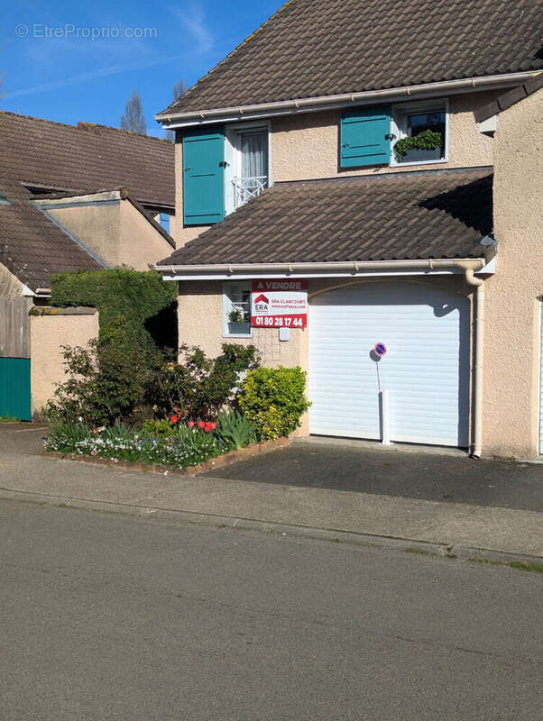 Maison à TRAPPES
