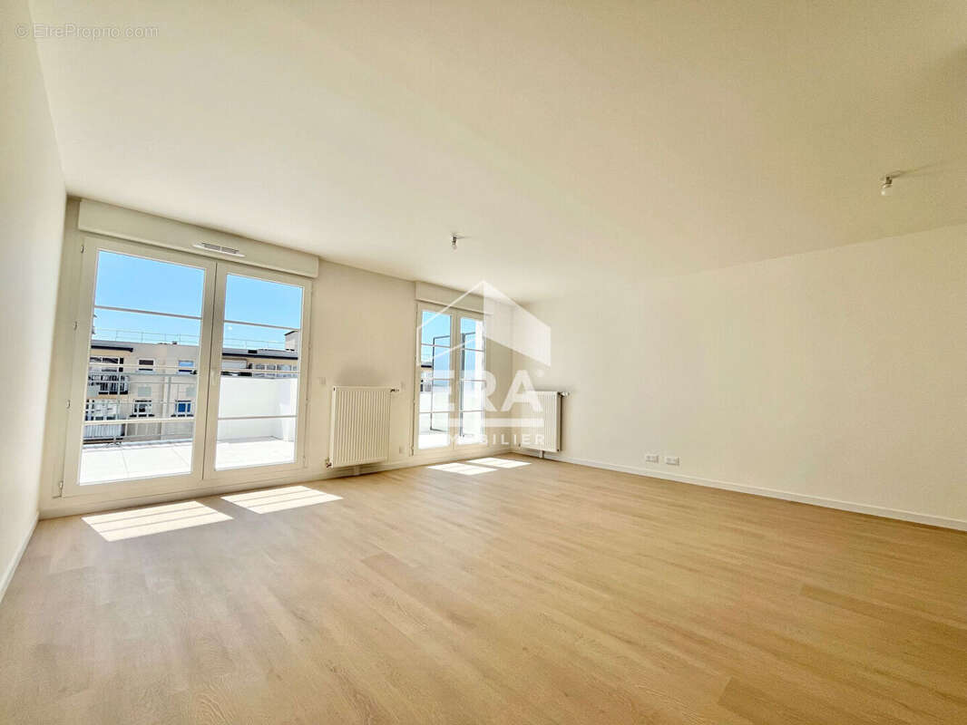 Appartement 4 pièces 80m2 - Centre ville - photo 2