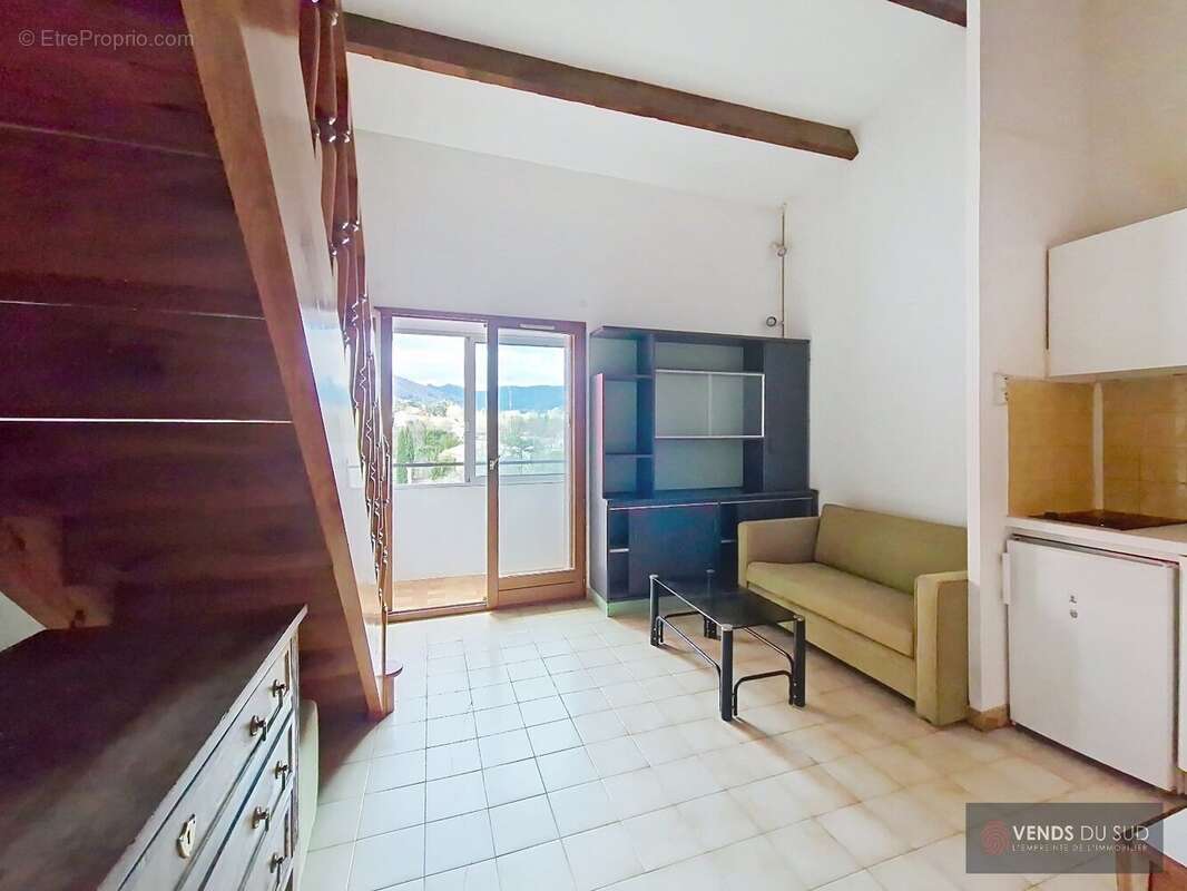 Appartement à LAMALOU-LES-BAINS