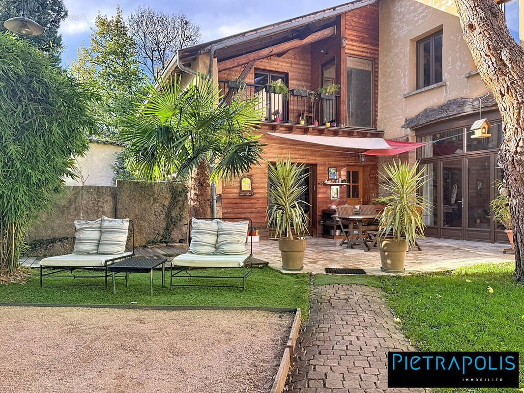 Maison à SAINT-GERMAIN-AU-MONT-D&#039;OR