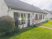 Photo 1 - Maison à LA MADELEINE-BOUVET