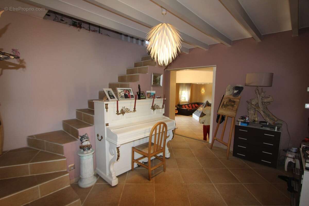 Maison à ROMANS-SUR-ISERE