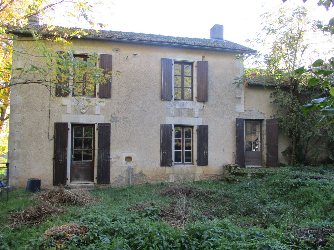 Maison à CEAUX-EN-COUHE