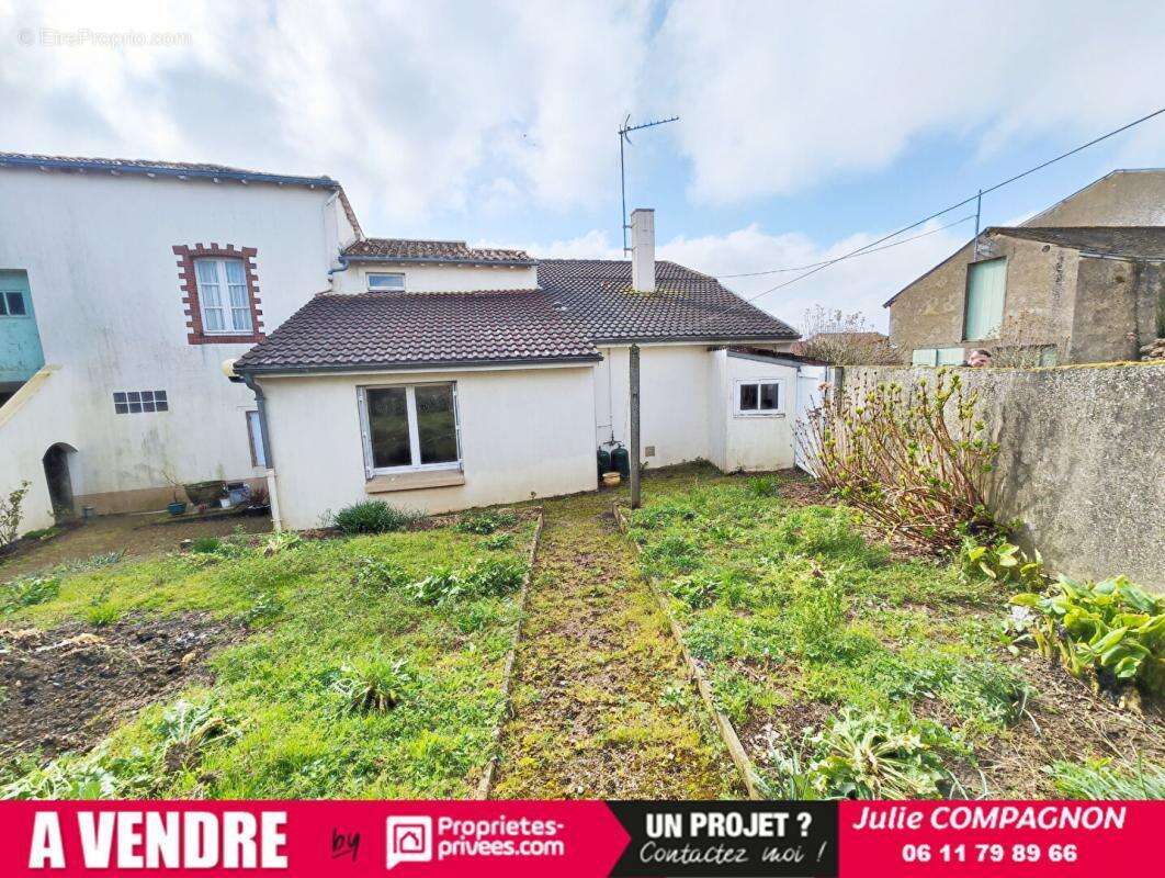 Maison à SAINT-QUENTIN-EN-MAUGES