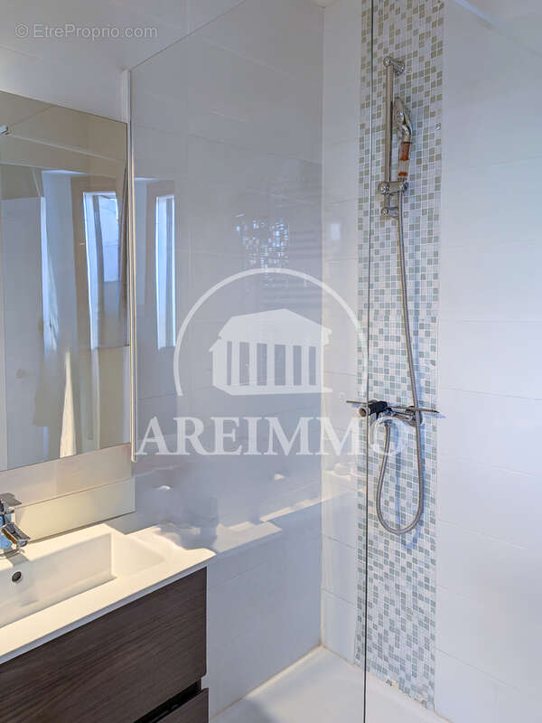 Appartement à SAINT-MARTIN-DE-LONDRES