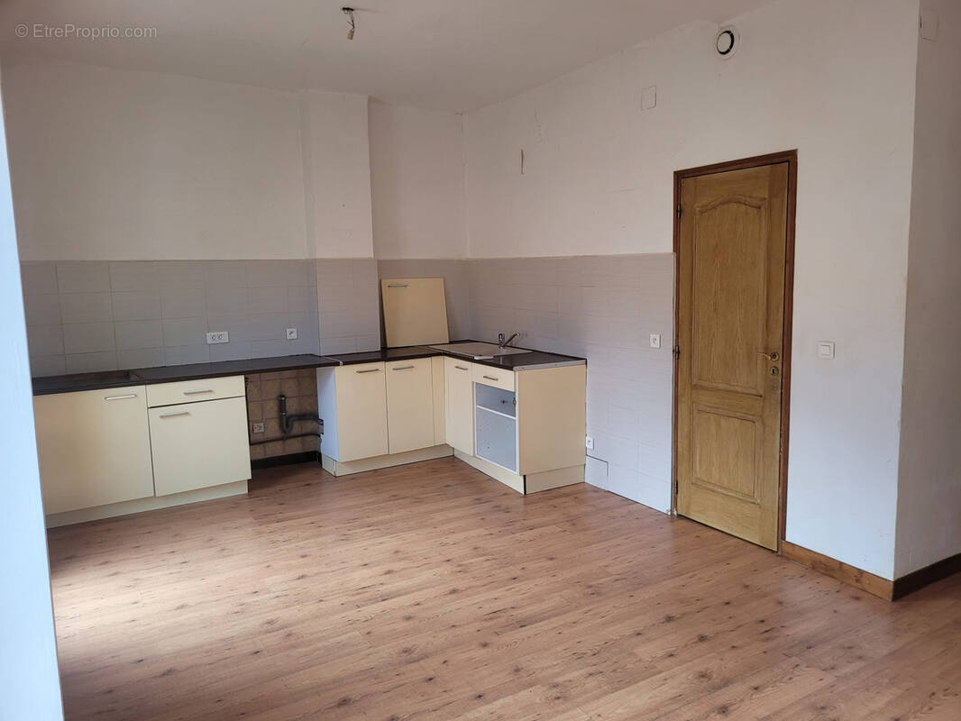 Appartement à ARLES-SUR-TECH
