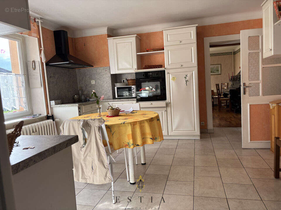 Maison à THIEBAUMENIL