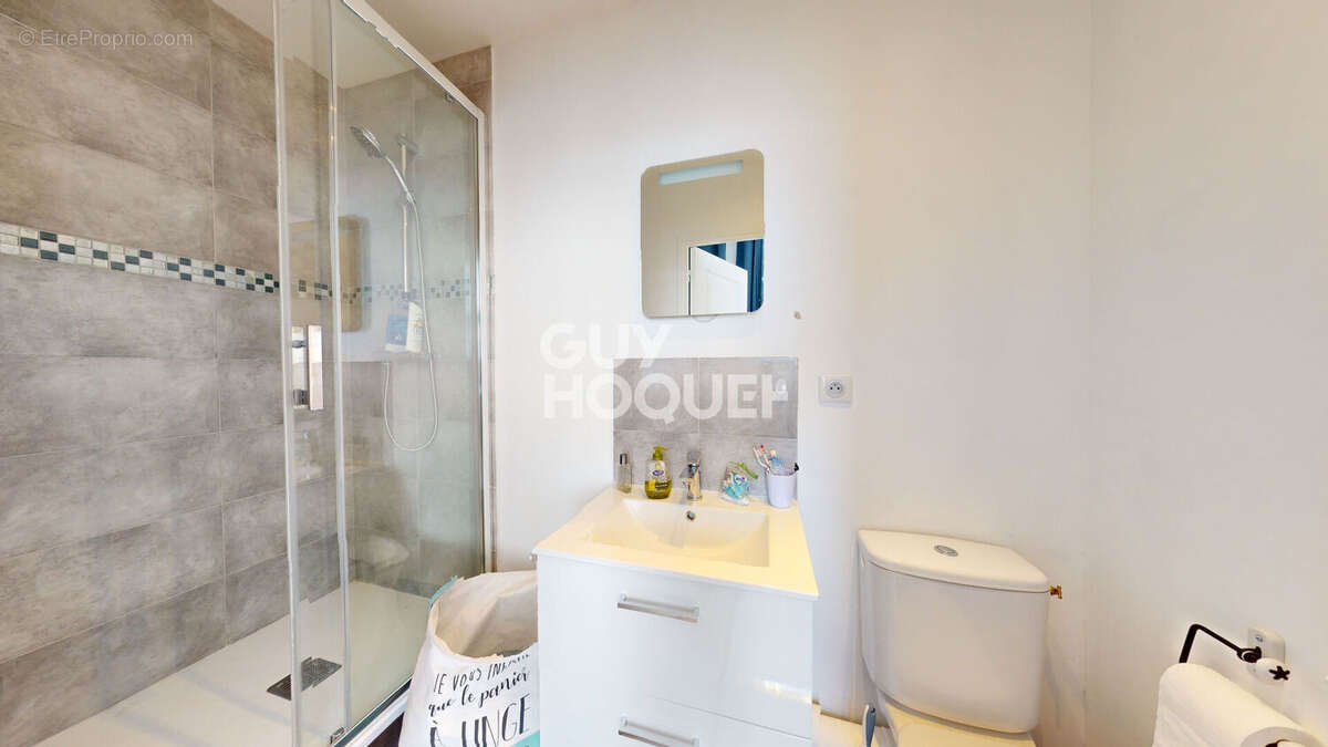 Appartement à LUYNES