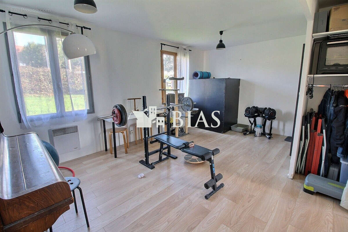 Maison à MONTEROLIER