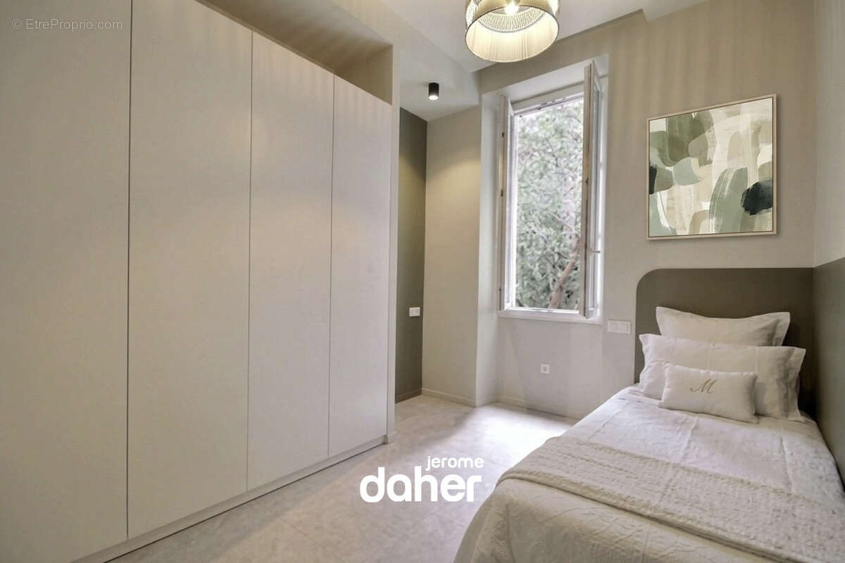 Appartement à MARSEILLE-7E