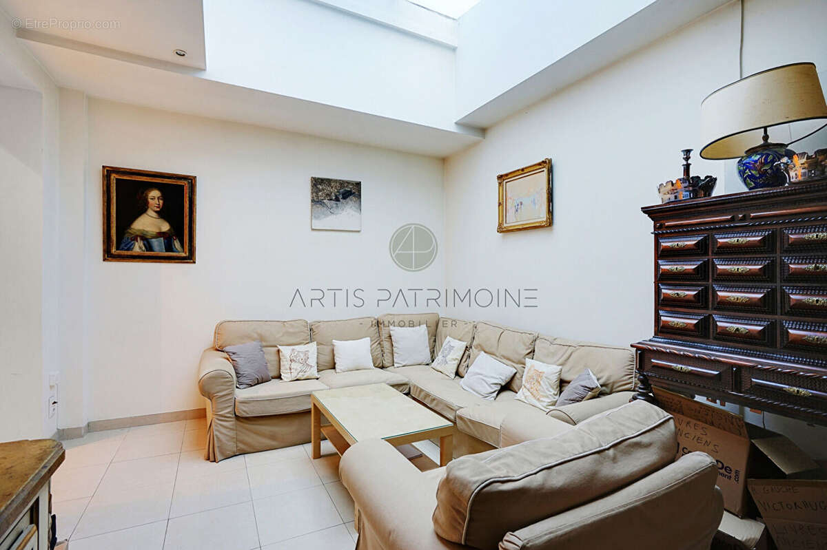 Appartement à PARIS-6E